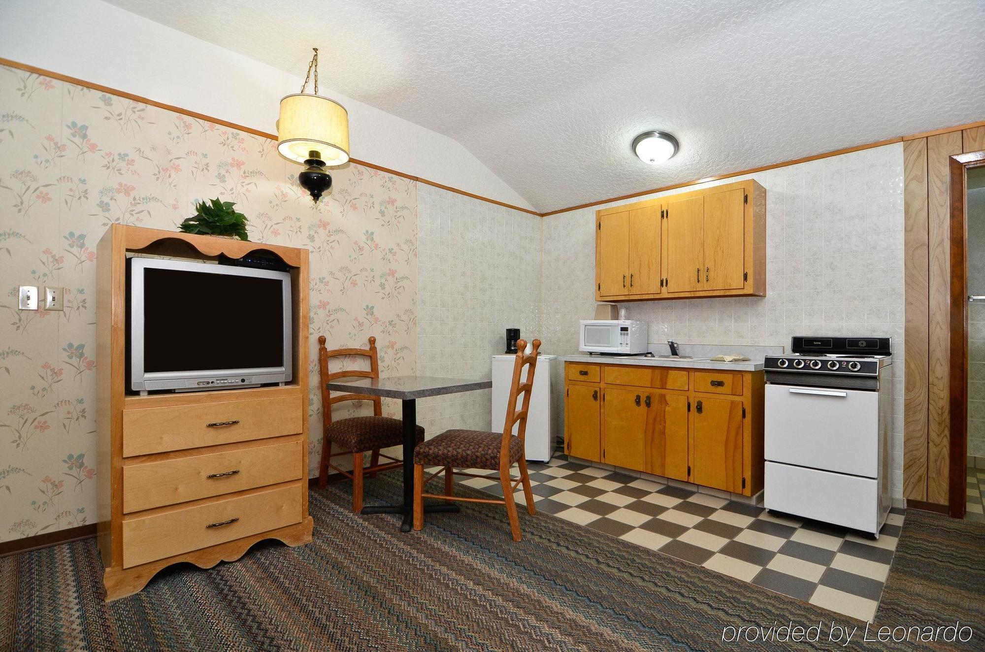 Inn At Salmon Creek Vancouver Room photo